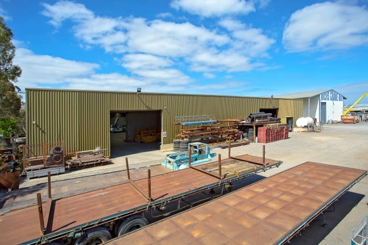Click to view all images 318-326 Cormack Road Wingfield SA 5013 - Image 2