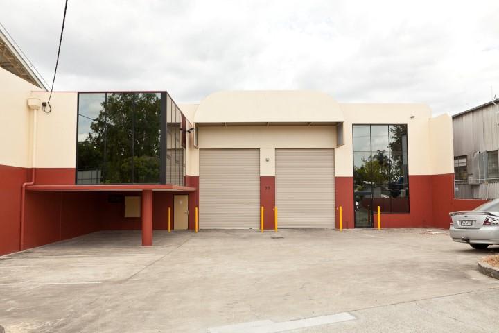 Click to view all images Coorparoo QLD 4151 - Image 1