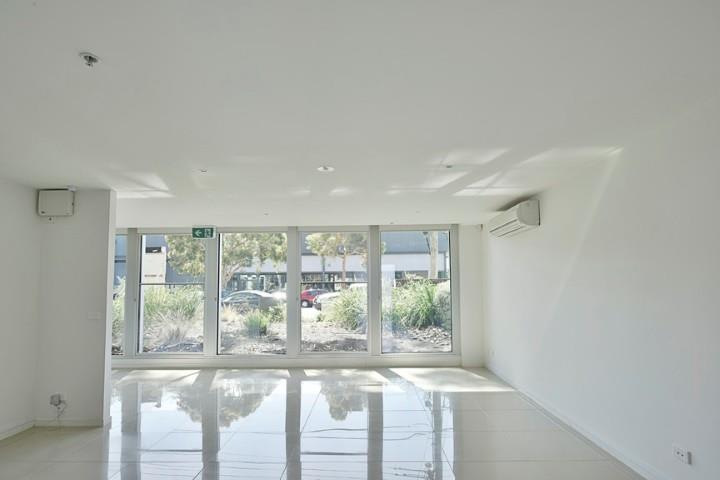 Click to view all images 2/1 George Street Sandringham VIC 3191 - Image 3
