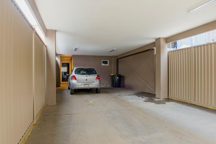 Click to view all images 861 Sydney Road Brunswick VIC 3056 - Image 3
