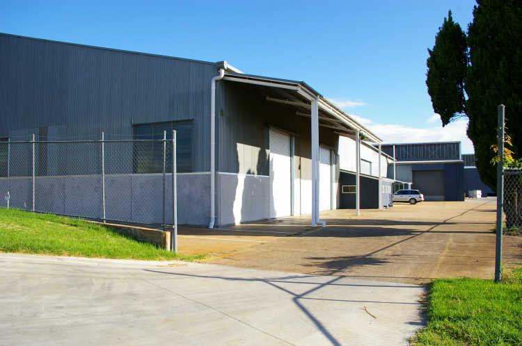 Click to view all images 181 Bridge Street North Toowoomba QLD 4350 - Image 1
