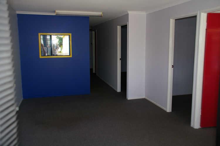 Click to view all images 5/131A Herries Street Toowoomba City QLD 4350 - Image 2