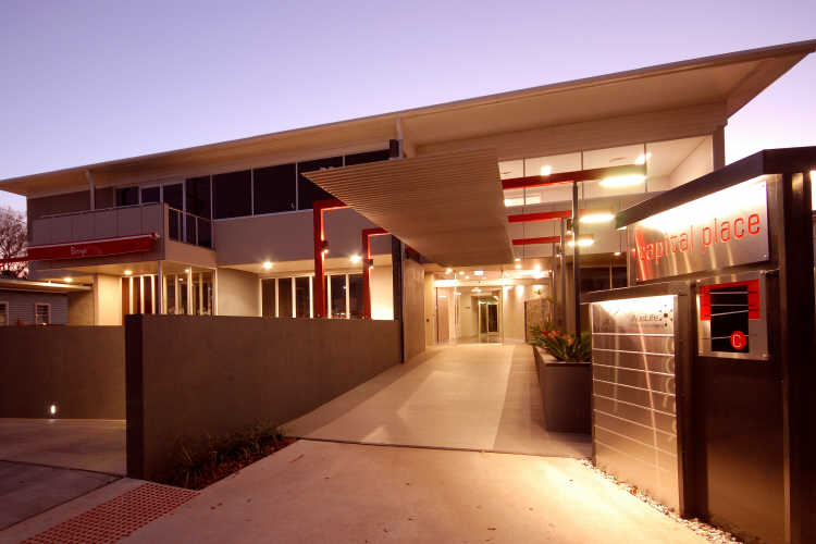 Click to view all images 4/195 Hume Street Toowoomba City QLD 4350 - Image 1