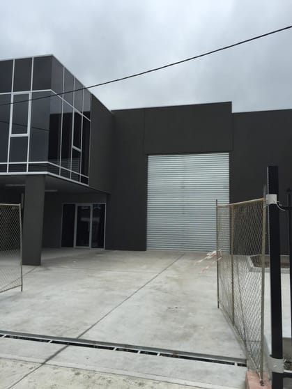 Click to view all images 6 Howes Road Airport West VIC 3042 - Image 1