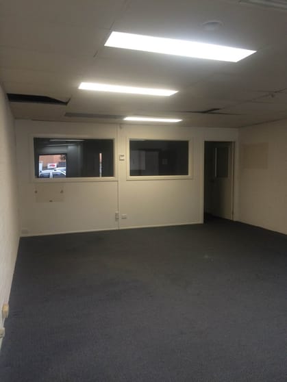 Click to view all images 3/90 Worrigee Street Nowra NSW 2541 - Image 3