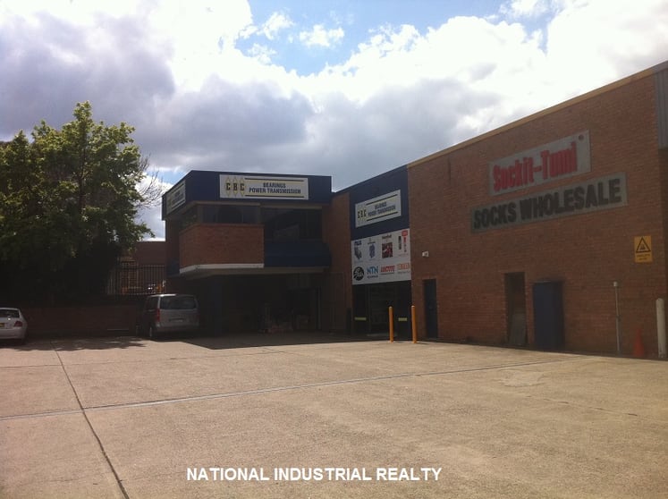 Click to view all images 2/85 Long Street Smithfield NSW 2164 - Image 2