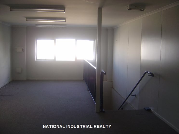Click to view all images 2/115 Woodpark Road Smithfield NSW 2164 - Image 3
