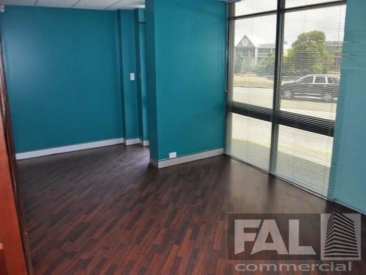 Click to view all images Albion QLD 4010 - Image 2