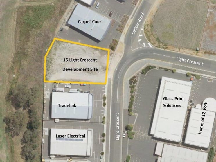 Click to view all images Unit 2/15 Light Crescent Mount Barker SA 5251 - Image 3