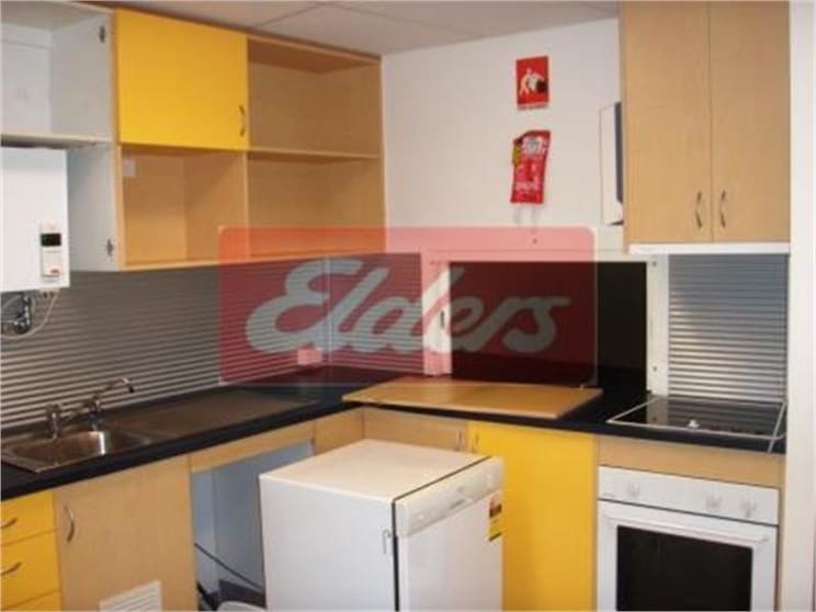 Click to view all images Spring Hill QLD 4000 - Image 2