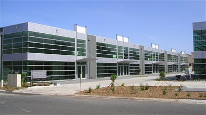 Click to view all images 3 Westside Avenue (Through To Bayside Avenue) Port Melbourne VIC 3207 - Image 1
