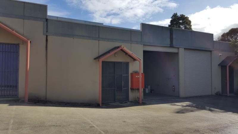 Click to view all images Unit 5/27 Clarice Road Box Hill VIC 3128 - Image 3