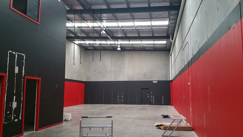 Click to view all images 2/11 Flight Drive Tullamarine VIC 3043 - Image 2