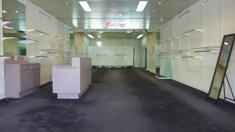 Click to view all images 185 Upper Heidelberg Road Ivanhoe VIC 3079 - Image 2