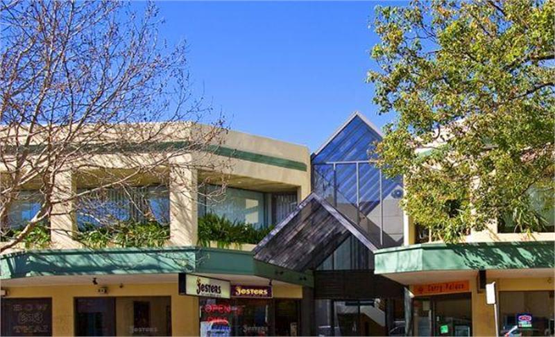 Click to view all images Suite 4/120 Military Road Neutral Bay NSW 2089 - Image 2