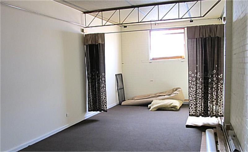 Click to view all images Werribee VIC 3030 - Image 2