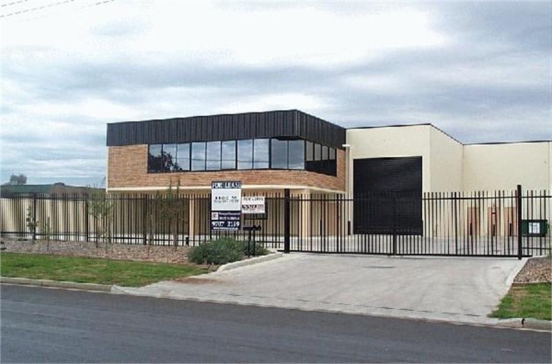 Click to view all images 1/11 Shaw Road Ingleburn NSW 2565 - Image 1