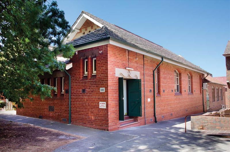 Click to view all images 101 Bowen Street Camberwell VIC 3124 - Image 3