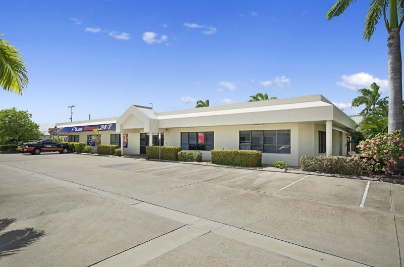 Click to view all images Suite 2/151-153 Hugh Street Currajong QLD 4812 - Image 2
