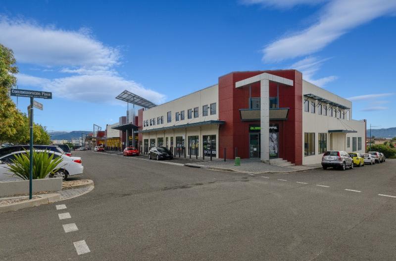 Click to view all images 2/5 Burra Pl Shellharbour City Centre NSW 2529 - Image 2