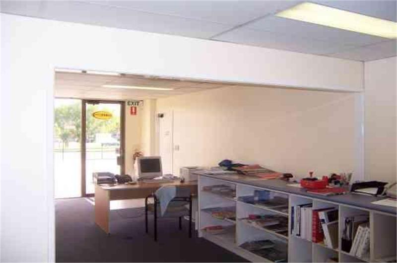 3/6 Success Street Acacia Ridge QLD 4110 - Image 3