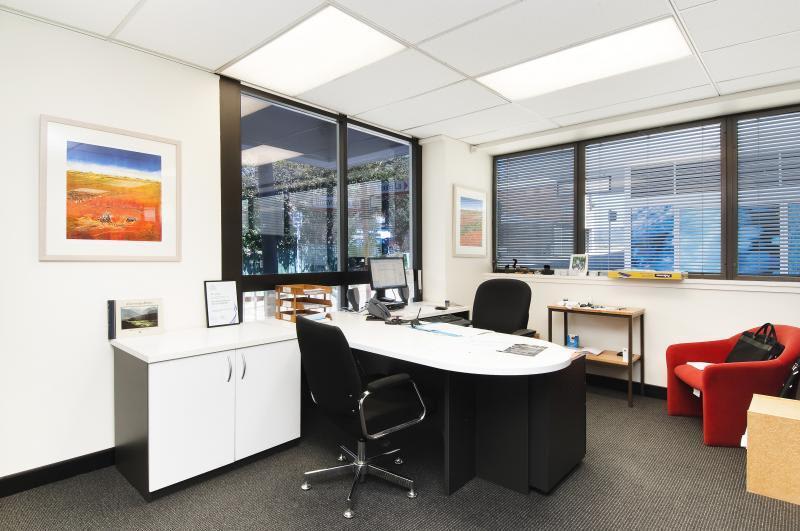 Click to view all images Suite 8/20 Young Street Neutral Bay NSW 2089 - Image 2