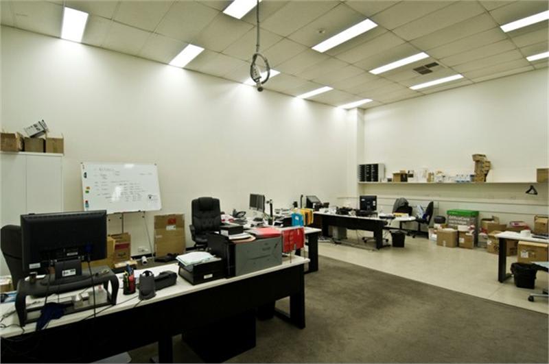 Click to view all images 41-47 Racecourse Road North Melbourne VIC 3051 - Image 3