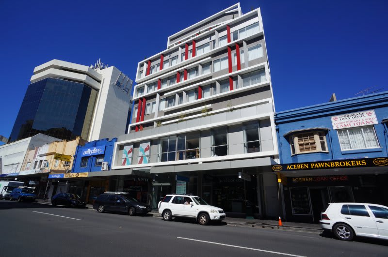 Click to view all images Shop 3A, 101-107 Oxford Street Bondi Junction NSW 2022 - Image 1