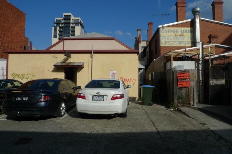 Click to view all images 24 Puckle Street Moonee Ponds VIC 3039 - Image 2