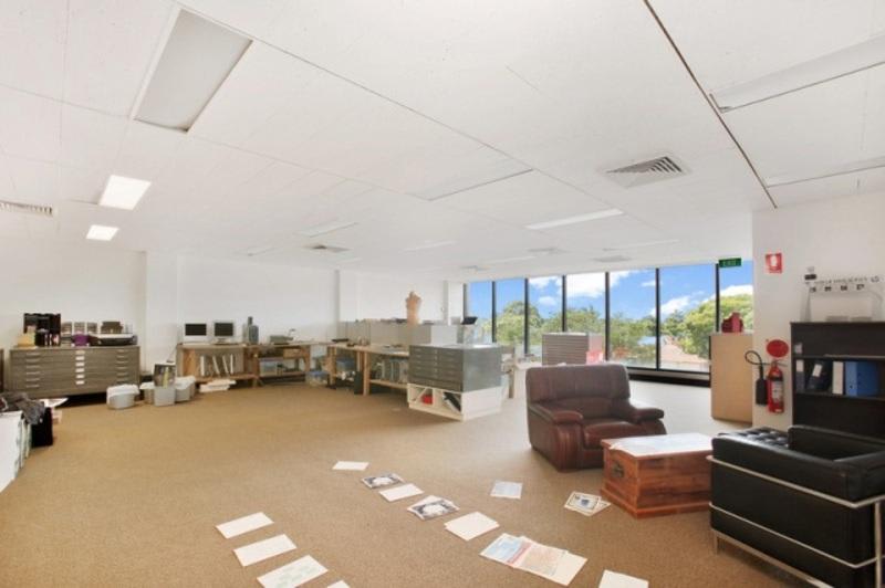 Click to view all images Crows Nest NSW 2065 - Image 2