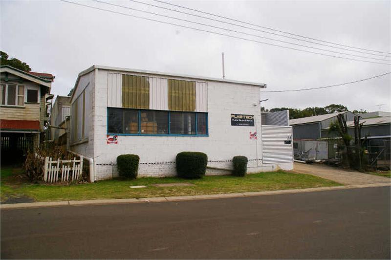 Click to view all images Shed 1/55 Bellevue Street Toowoomba City QLD 4350 - Image 2