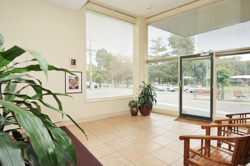 Click to view all images 66 Aberdeen Road Macleod VIC 3085 - Image 3
