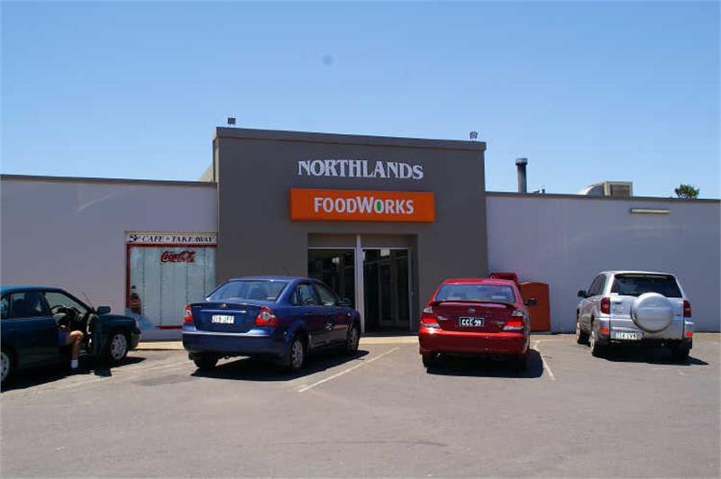 Unit 7/8 Hume Street Toowoomba City QLD 4350 - Image 2