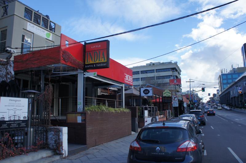 Click to view all images 2, 308 Toorak Road South Yarra VIC 3141 - Image 2