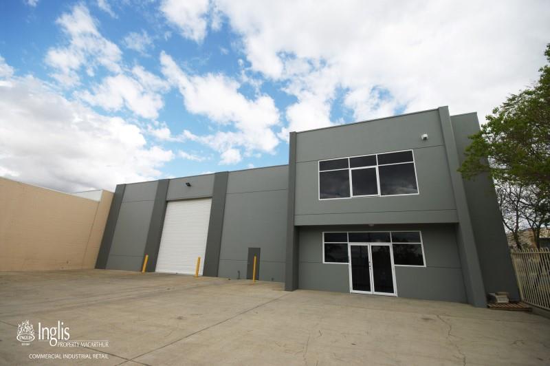 Click to view all images 6 Bond Crescent Wetherill Park NSW 2164 - Image 1