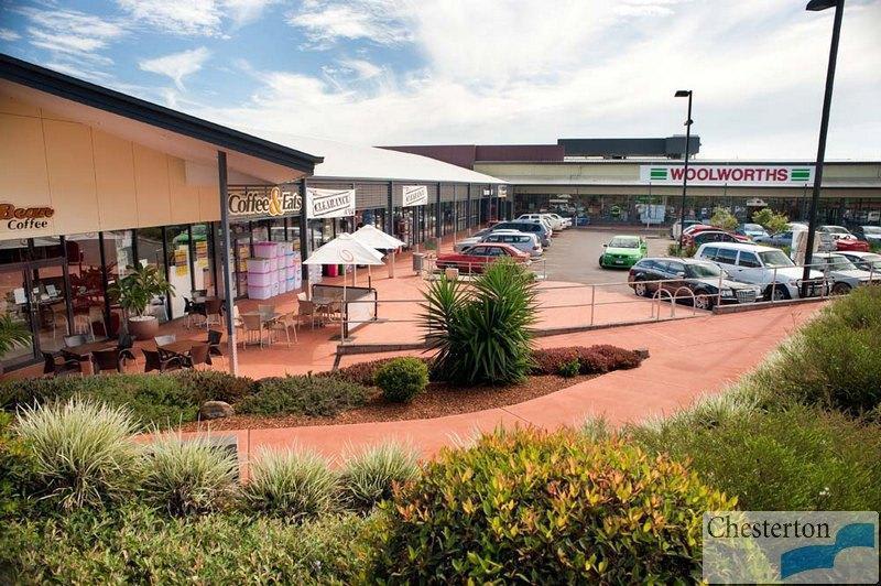 Click to view all images Shop 4/111 Churchill Street Childers QLD 4660 - Image 1
