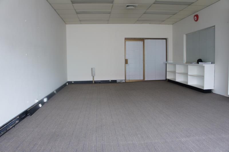 Click to view all images Ground Floor/ 203 Riversdale Road Hawthorn VIC 3122 - Image 3