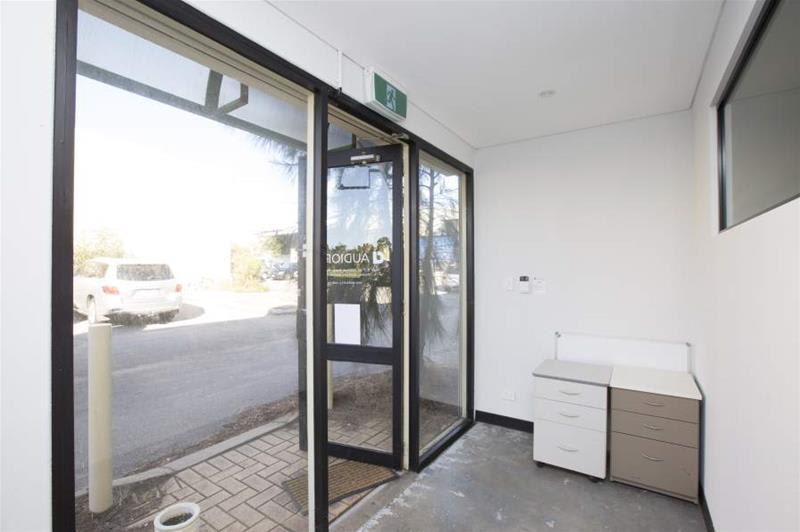Click to view all images 9/23 Gibberd Way Balcatta WA 6021 - Image 3