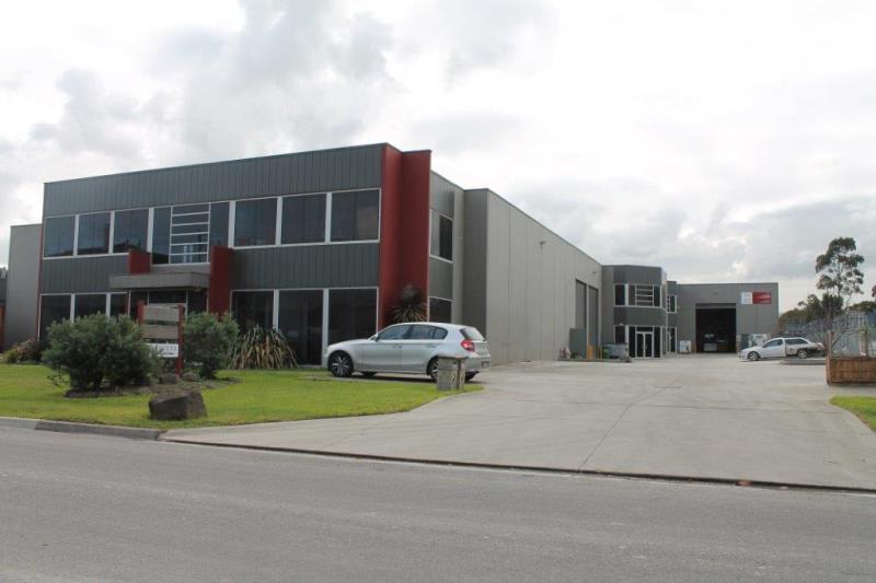 Click to view all images Unit 2/5 Berends Drive Dandenong VIC 3175 - Image 2