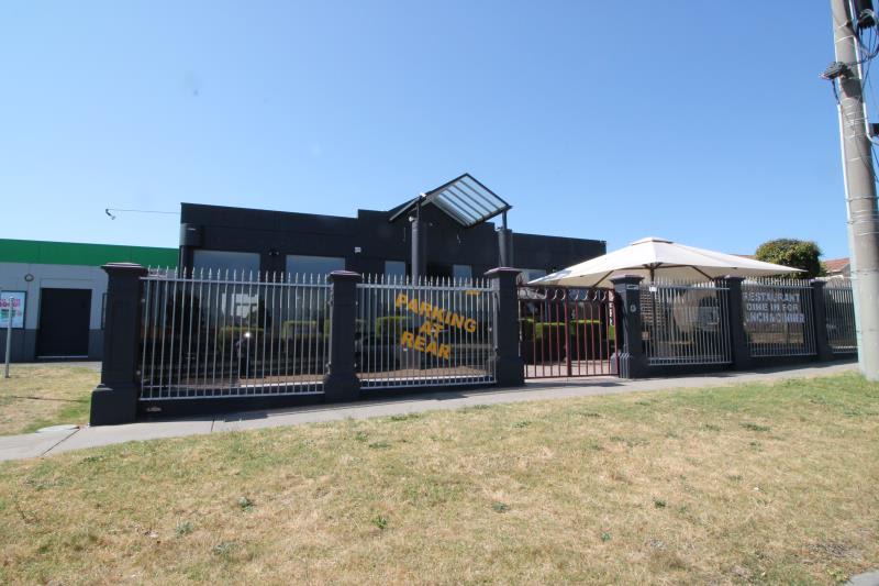 Click to view all images 129 Hall Road Carrum Downs VIC 3201 - Image 2