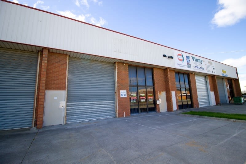 Click to view all images 3/19-21 Stephen Road Dandenong VIC 3175 - Image 1