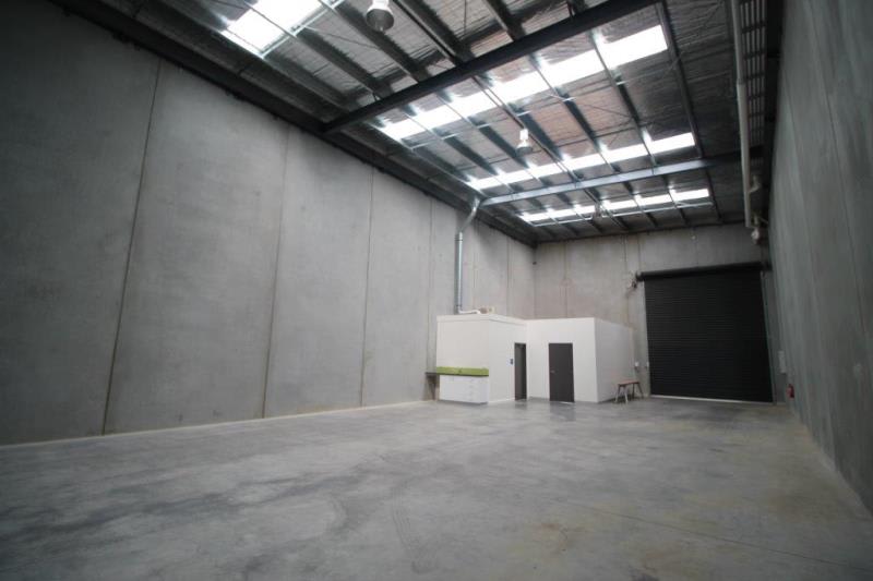Click to view all images Unit 17/191-195 Greens Road Dandenong VIC 3175 - Image 3