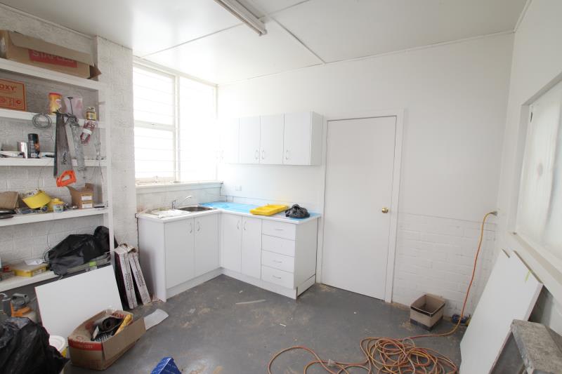 Click to view all images 36 Claremont Avenue Greenacre NSW 2190 - Image 2