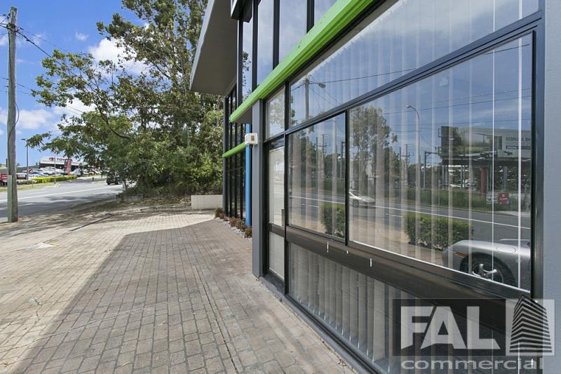 Click to view all images Unit 1/97 Moggill Road Taringa QLD 4068 - Image 2
