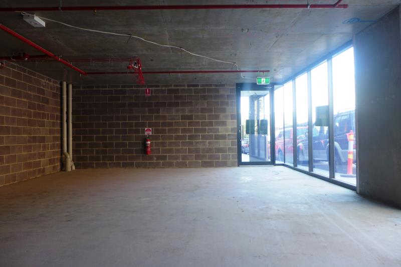Click to view all images 8 Montrose Street Hawthorn VIC 3122 - Image 3