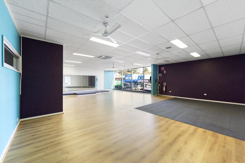 Click to view all images 304 Doncaster Road Balwyn North VIC 3104 - Image 3