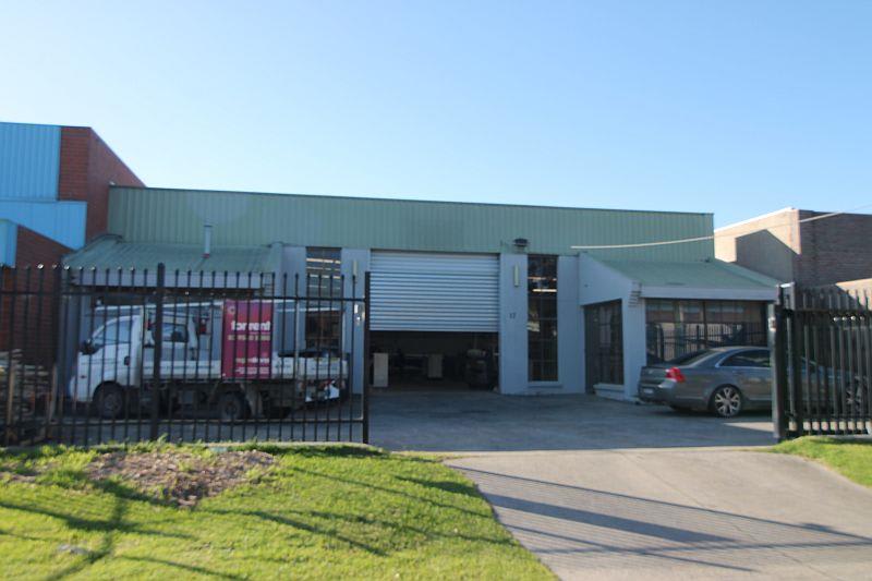Click to view all images 17 Egan Road Dandenong VIC 3175 - Image 1