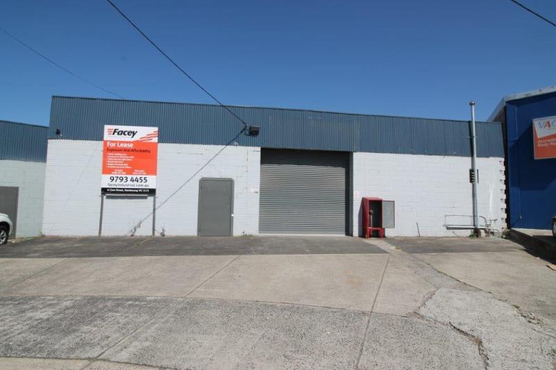 Click to view all images 3 Perkin Court Dandenong VIC 3175 - Image 1
