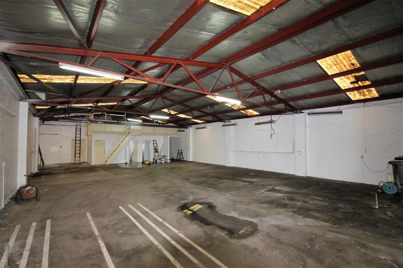 Click to view all images 14 Alfred Street Blackburn VIC 3130 - Image 3