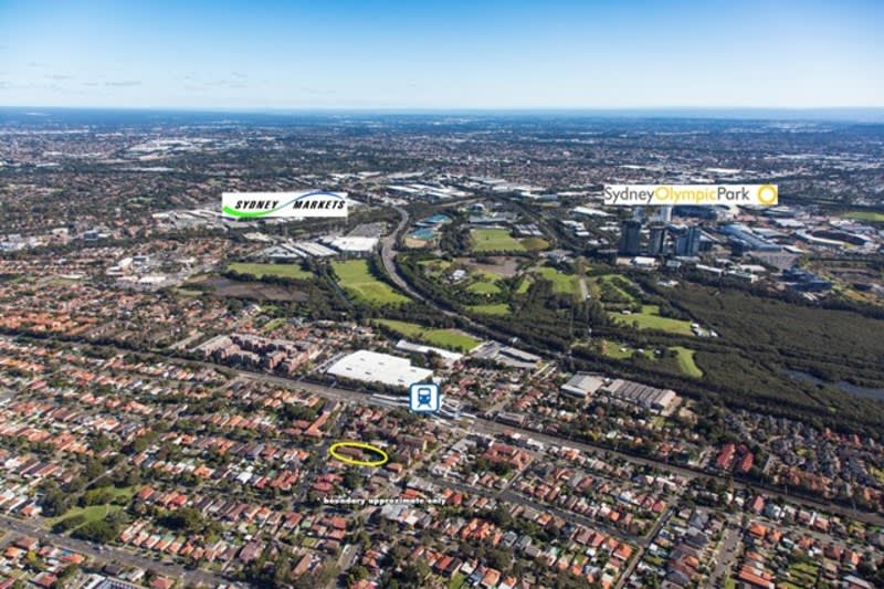Click to view all images 13 Stuart Street Concord West NSW 2138 - Image 3